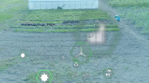 3D render showing leafy greens growing in rows beside cultivator displaying hex Vídeos de archivo 309097970