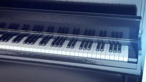 3d rendering of Black and white keys of a piano with a side. Illustrazione stock