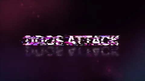 3D rendering ddos attack text with screen effects of technological glitches Foto stock