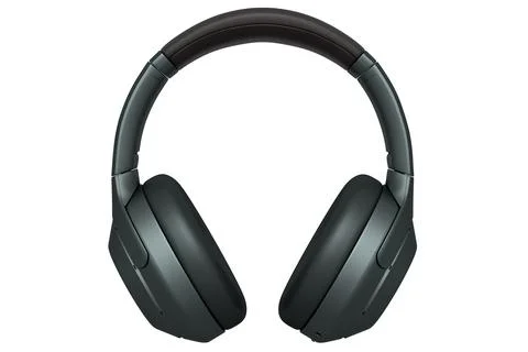 3D rendering of gaming headphones for cloud gaming and streaming Stock Illustration