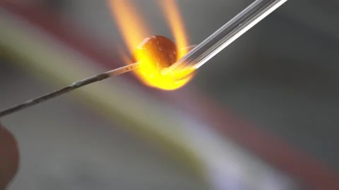 4 a drop of glass melts in the fire Vídeo Stock 268433739