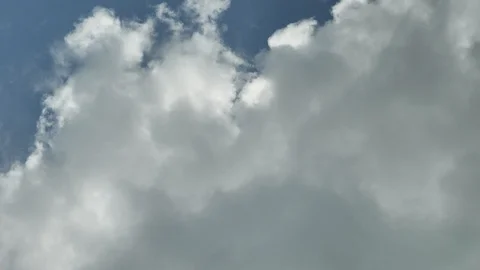 4 k Timelaps frame posterise fasted video with view of clouds Stock Footage 92483228