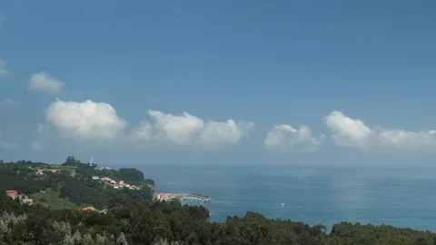 4 k Timelaps frame posterise fasted video with view of Cnatabrian Sea from the Stock Footage 92483440