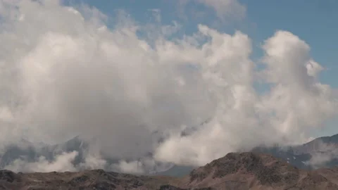 4 k timelapse of Mountains above Resia Pass in Italy Stock Footage 165400192