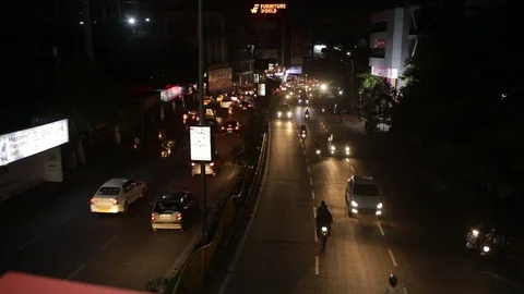 4-night-traffic-India Video stock 92776252