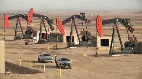 4 Pumping Units Wide Shot Stock-Footage 43033483