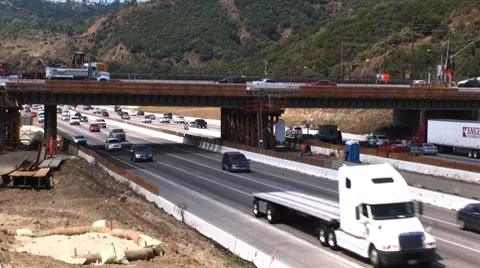 405 bridge construction timelaspe Stock-Footage 7759955