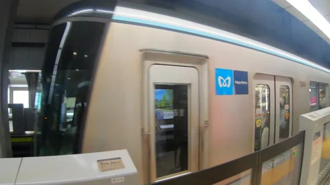 41 Subway Train And Underground Metro Station In Tokyo Japan 库存影片 345361304