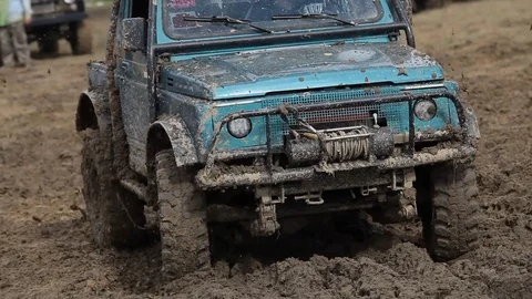 4×4 Car  in the mud Stock Footage 71326996