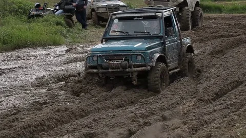 4×4 offroad vehicle  in the mud Stock Footage 71327239