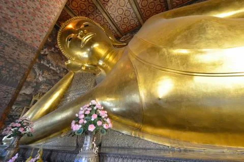 46m long reclining Buddha Foto stock