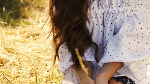 4732-2 動画素材 93031543