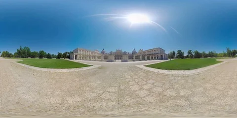 4K 360VR video, Spain Aranjuez architecture Royal Palace and garden. Video stock 105854230