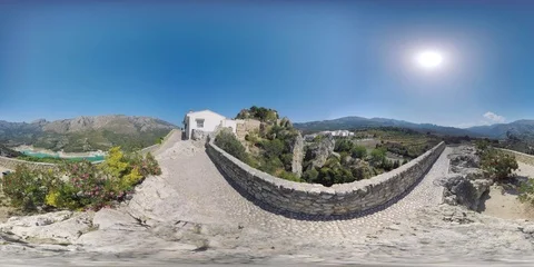 4K 360VR video, Spain architecture picturesque village on high cliff Guadalest. Vídeos de archivo 105853192