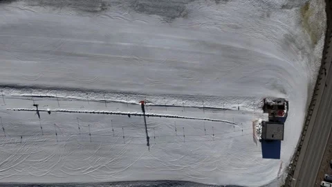 4K 60 Drone Top-Down: Wieshoflift Ski Slope Aerial View - Hinterglemm Vídeos de archivo 330987782