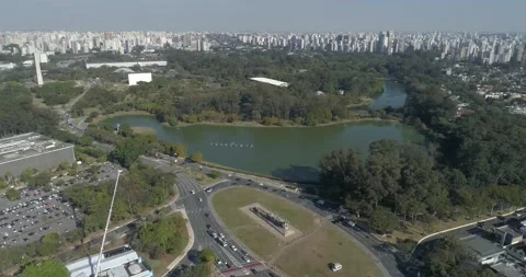 4k 60 fps drone shot on Ibirapuera Park ( Parque Ibirapuera) In São Paulo, 스톡 동영상 159581550