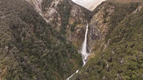 4K 60FPS Aerial of Devil's Punchbowl Waterfall, Arthur's Pass, New Zealand Stock Footage 332624011