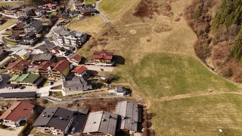 4K 60fps Cinematic Drone Side Flight Left over Viehhofen, Austria Видео 332302637