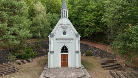 4K 60fps Close-Up Vertical Drone Lift: Kohutovo Chapel Tower &amp; Facade Stock-Footage 345252756