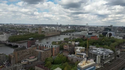4K 60FPS Drone Flying Over London by British Parliament and River Thames on Stock-Footage 317692812