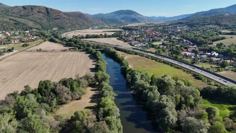 4K 60fps Drone Flyover: Hron River and Tekovska Breznica Stockbeeldmateriaal 344108155