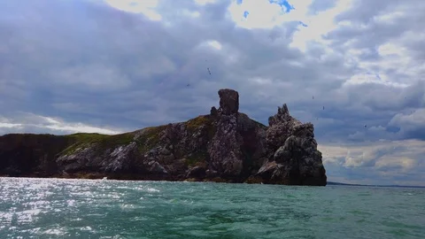 4k 60fps stabilized video from ocean level Cliff Ocean 스톡 동영상 112572307