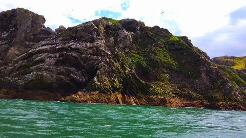 4k 60fps stabilized video from ocean level Cliff Ocean 스톡 동영상 112572343