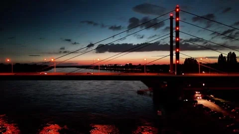 4K 60fps Timelapse of Dusseldorf Bridge at Sunset 動画素材 314645908