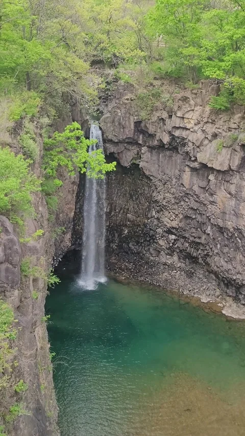 4K 60P vertical jaein falls 01 Stock Footage 331336857