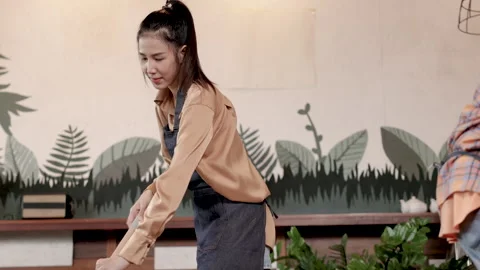 4K, ability of employment elderly working lifestyle concept, healthy senior.. Stock-Footage 254526682