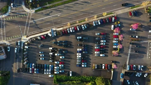 4K aerial drone top-down video footage of a crowded car dealership parking lot 스톡 동영상 306837852