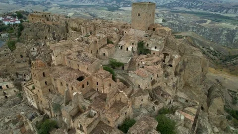 4K Aerial drone video of ghost town Craco, Matera, Italy Stock Footage 289389043