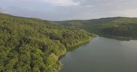 4K Aerial Drone view above lake 스톡 동영상 125050341