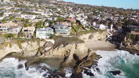 4K Aerial Drone View of Ocean Front Properties in Laguna Beach, California Stock Footage 251237488