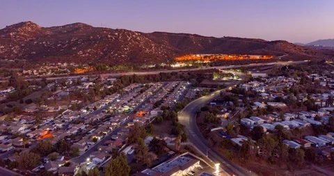 4K Aerial Hyperlapse - Lakeside, CA 動画素材 115625140