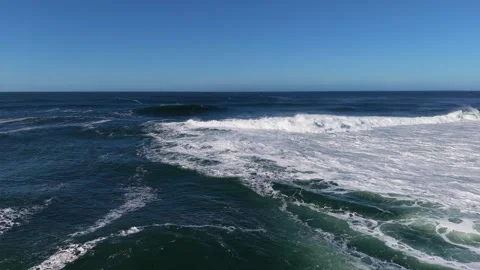 4K Aerial Ocean Waves and White Sea Foam Stock Footage 333703946
