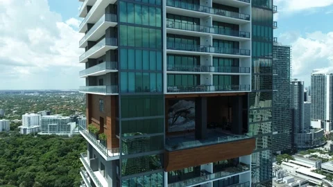 4k aerial pullout video Echo Brickell Miami FL USA Video stock 162346985
