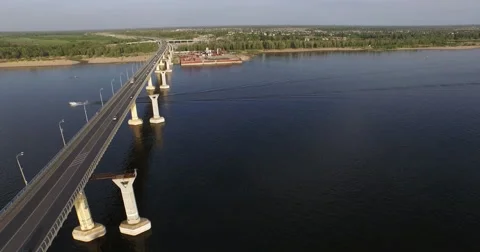 4K Aerial shot of dancing bridge in russia. Video stock 58593158