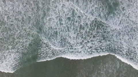 4k Aerial: Surf vertical view with surfers Video stock 52188407
