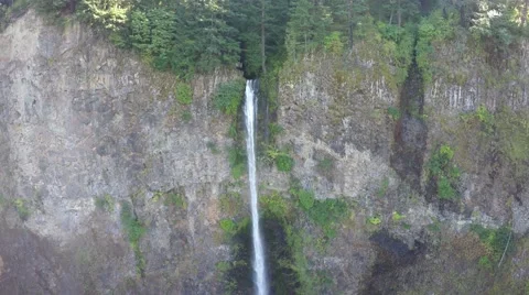 4K Aerial tilt down of Multnomah Falls in Portland Oregon Stock Footage 55018007