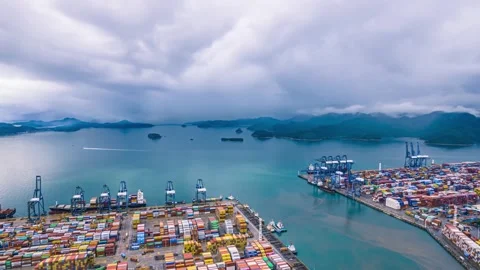 4K Aerial Timelapse of Stunning Clouds in Extreme Weather at Port 動画素材 345014278