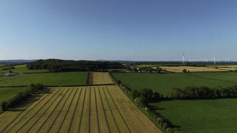 4K Aerial View of Agricultural Fields in Rural Ireland Vídeo Stock 335624947