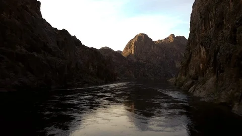 4k Aerial view from drone flying over the Colorado River, Hoover Dam Video stock 105965786