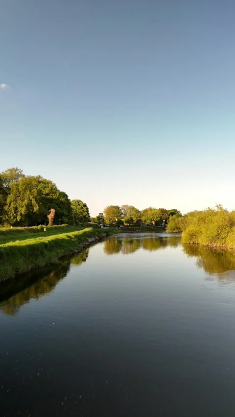 4K Aerial View of River Barrow at Milford Park County Carlow Ireland 스톡 동영상 337854152