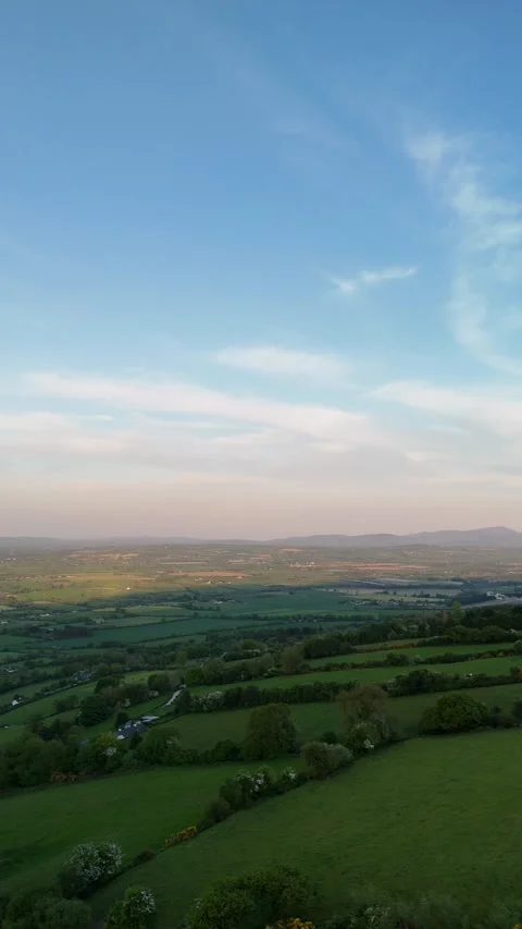 4K Aerial View of Rolling Hills and Rural Landscape at Sunset 库存影片 333932600