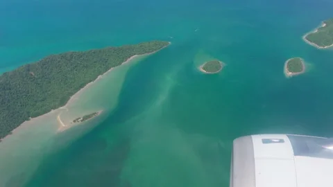 4k Airplane Window View. The view from the window of the plane. 库存影片 140516466