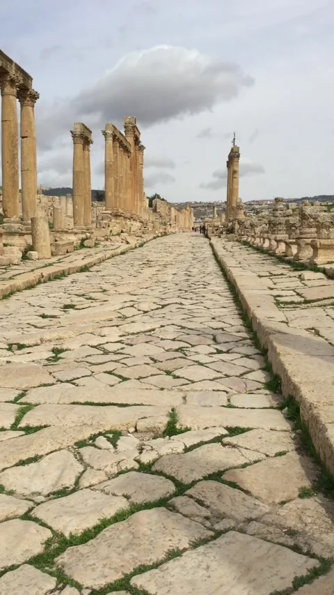4K Ancient ruins in Jerash, Jordan Video stock 323071338