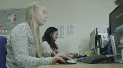 4K Apprentice woman in office training Stock Footage 67341999