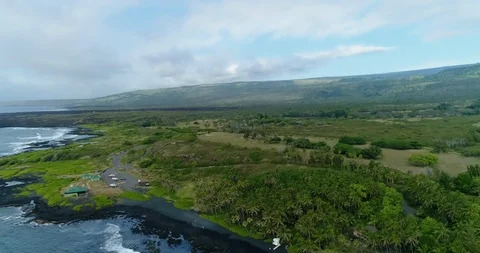 4k backward tracking aerial view of Punaluʻu Beach,Big Island,Hawaii,usa Stock Footage 120795974