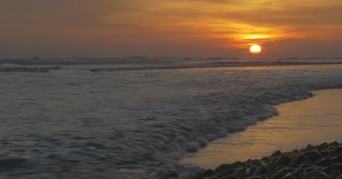 4K | Beach at Sunset/Magic Hour Stock Footage 47715629